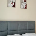 The Cozy Balcony Family Apartment